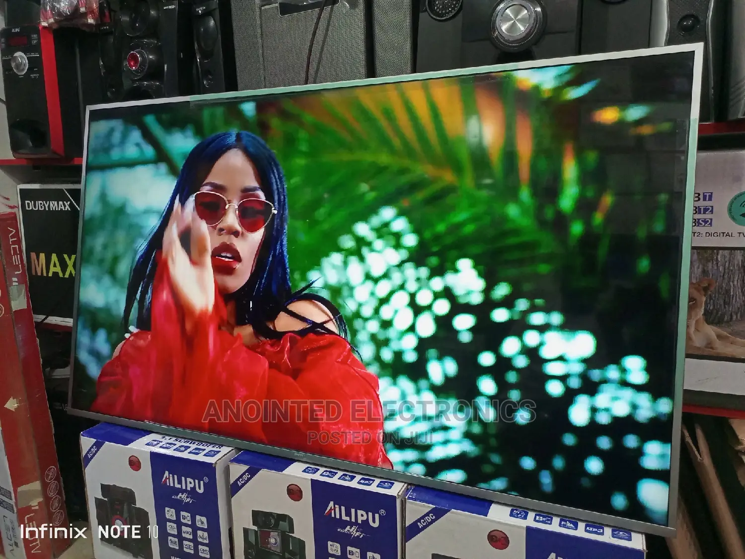Smart Plus 65" Smart 4k With a Free to Air