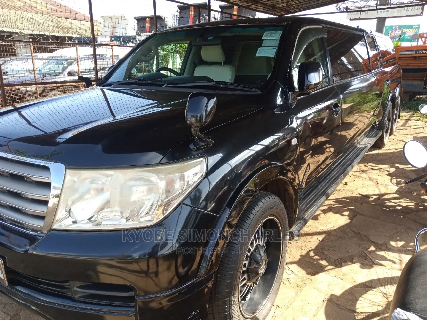 Benz & Landcruiser Limousine Bridal Cars