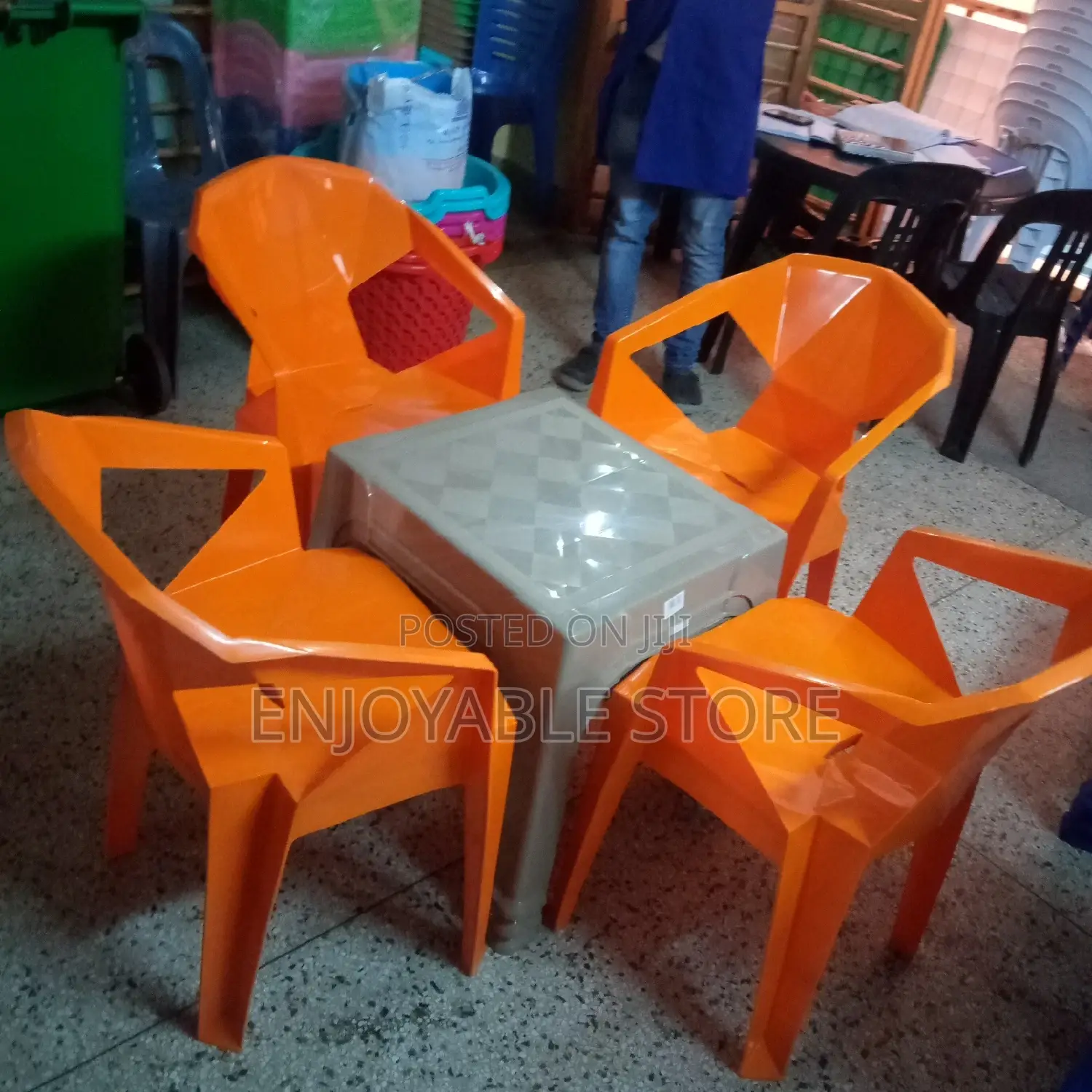 Coffee Plastic Vip Chairs and Table Set