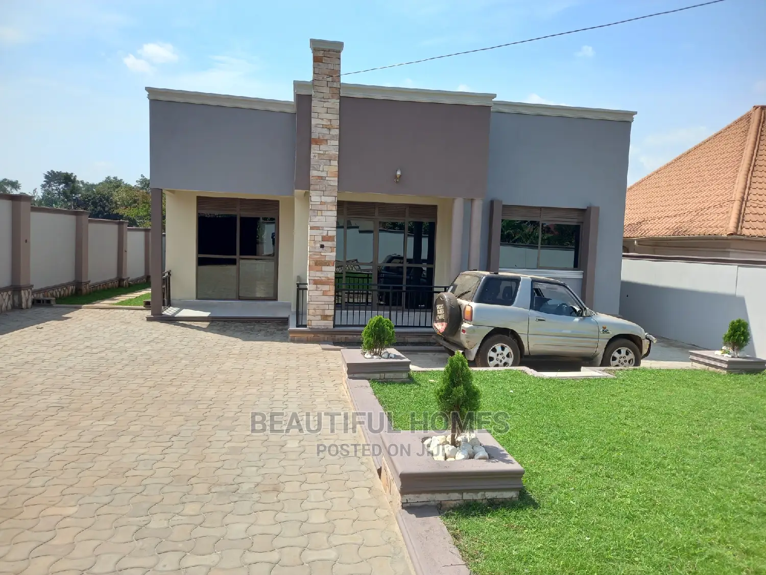 Furnished 4bdrm Bungalow in Kira, Central Division for Sale