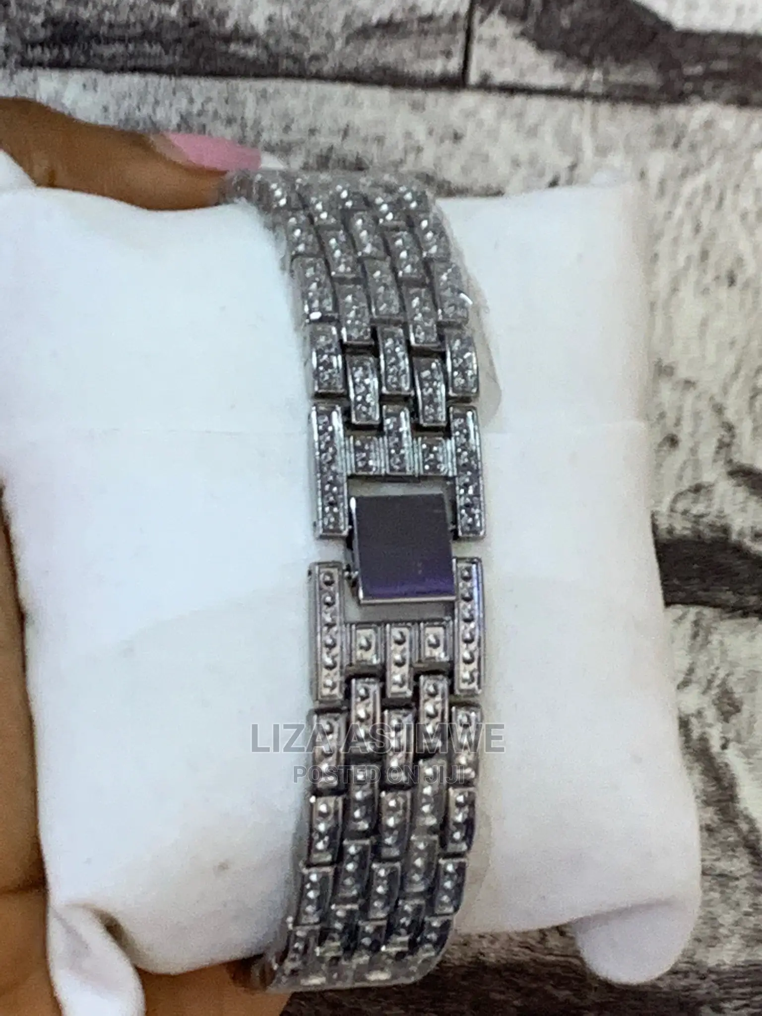 Ladies Simple Watches Available
