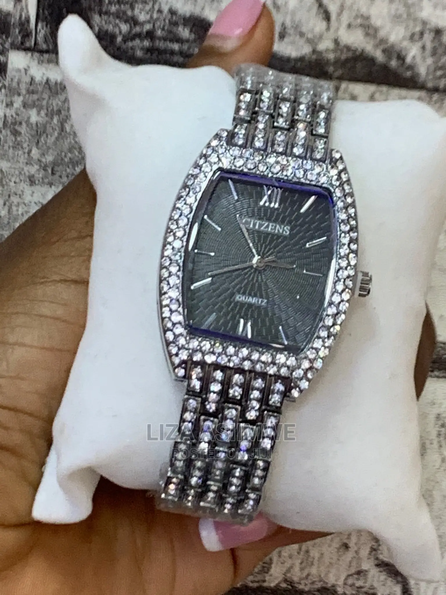 Simple Lady Watches Available