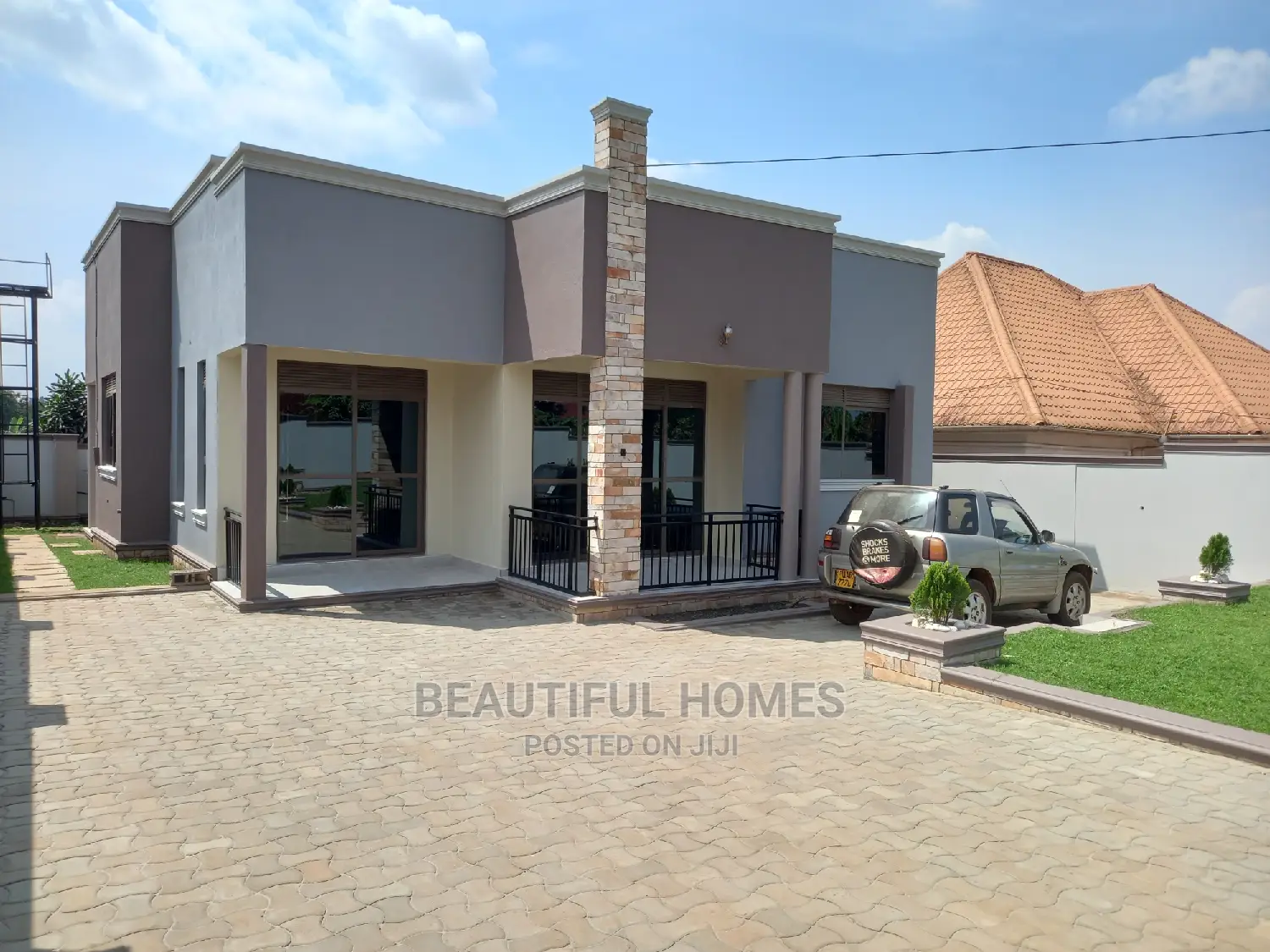 Furnished 4bdrm House in Kira for Sale