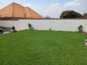 Furnished 4bdrm House in Kira for Sale