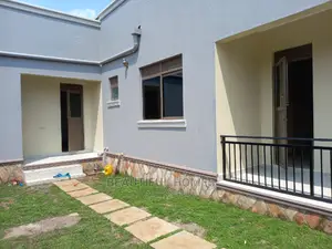 Furnished 4bdrm House in Kira for sale