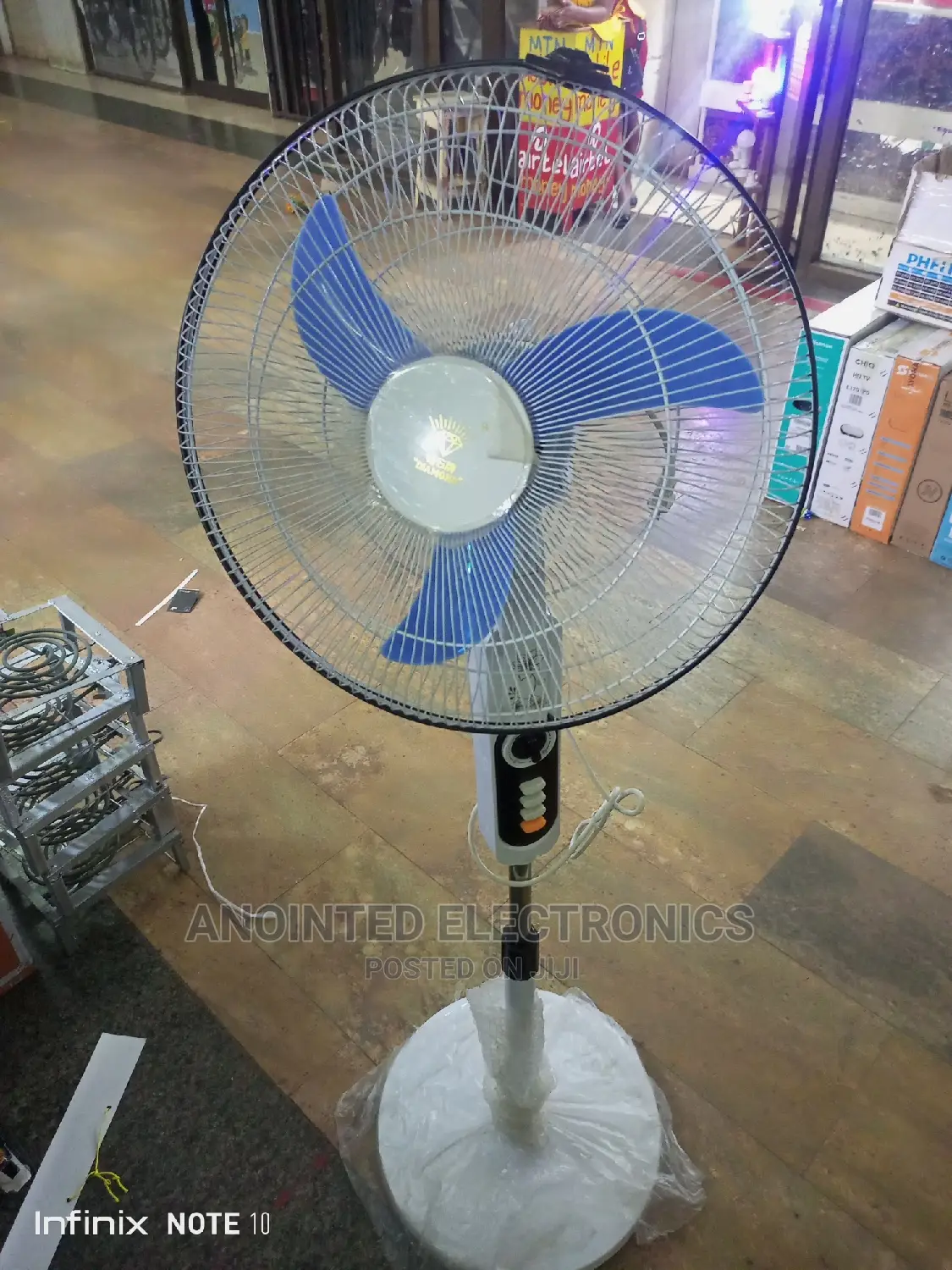 Diamond Stand Fans