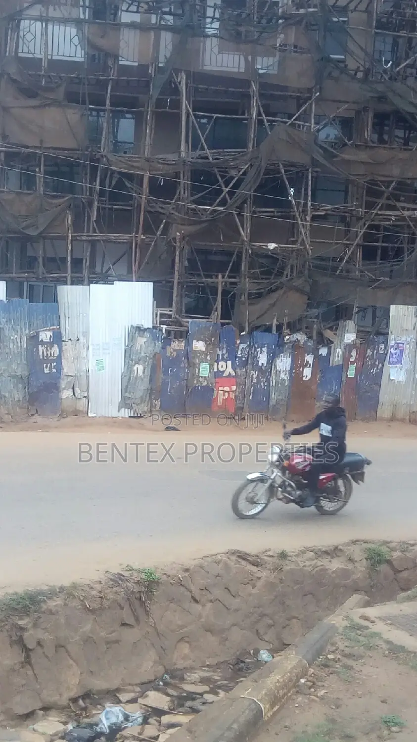 Shops on Sale in Kireka Town at 250m