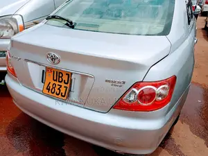 Photo - Toyota Mark X 2007 Silver