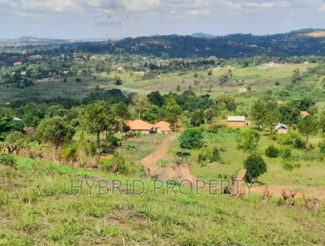 Plots for Sale at Gayaza~Nkoowe Hilltop Estate~Hoima Road.