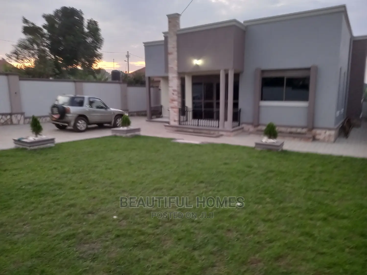 Furnished 4bdrm House in Kira for Sale