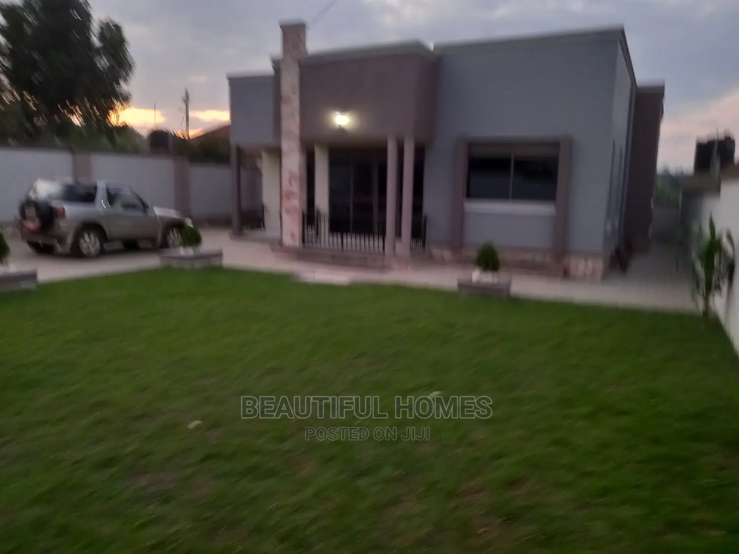 Furnished 4bdrm House in Kira for Sale