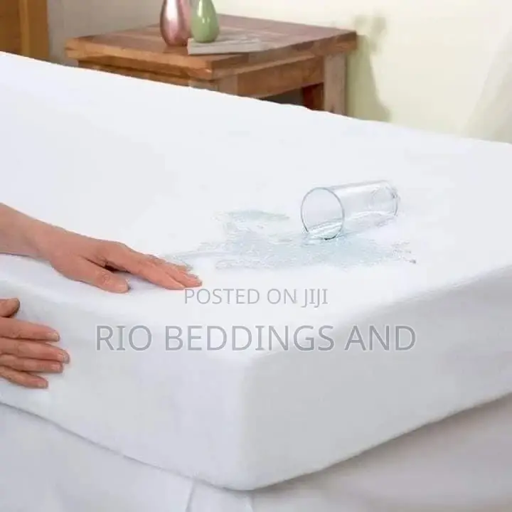 Mattress Protector 4*6,5*6,6*6,8*8 Is Available All Color
