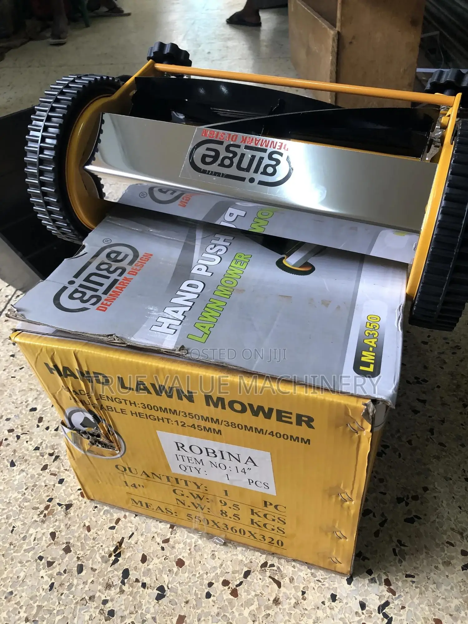 Manual Hand Push Lawn Mower