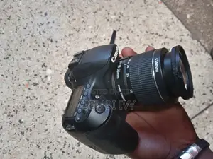 CANON Eos: 60D.