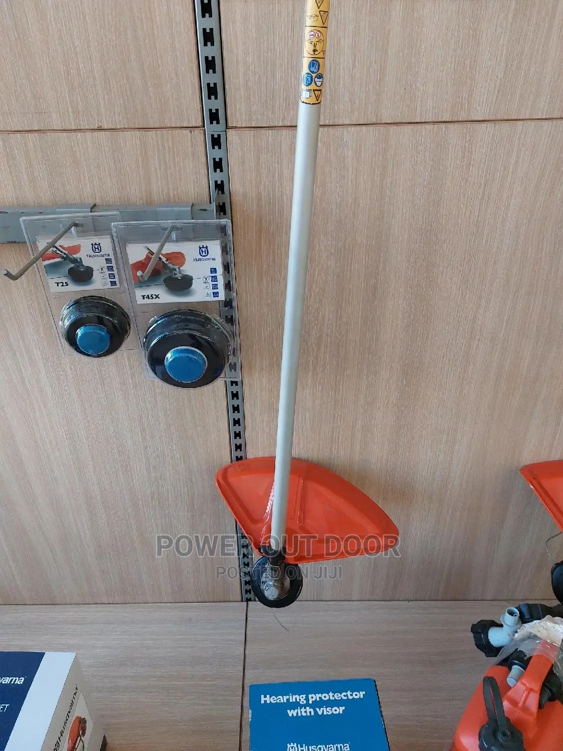 Husqvarnar Hand Mower / Grass Cutter/ Brush Cutter