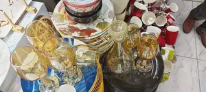 7 Pieces Golden Wine Decanter Set 6 Glasses
