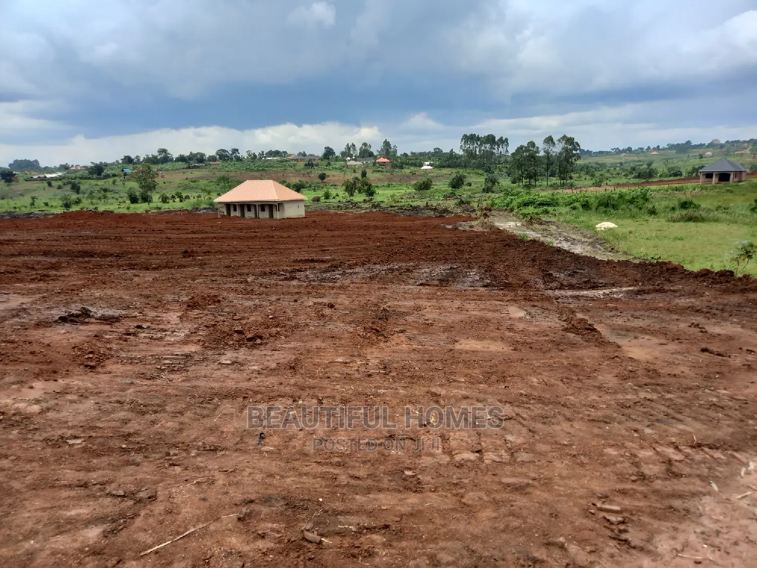 Matugga Corporate Estate With Plots on Sell