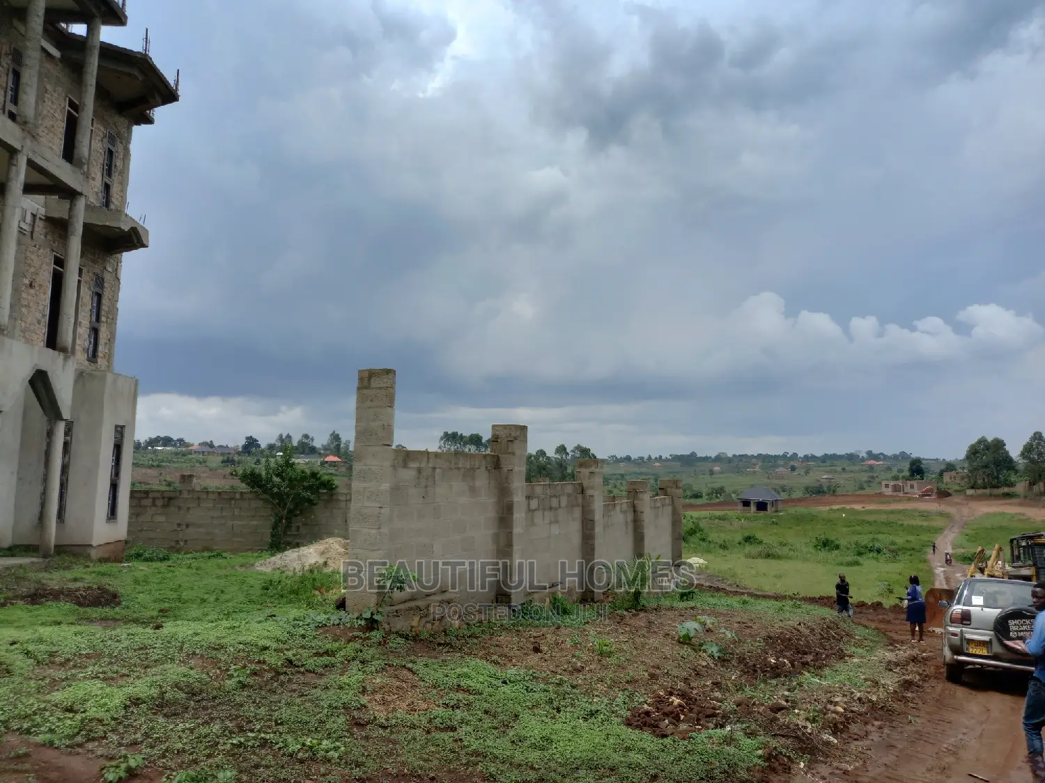 Matugga Magnifiscent Plots for Sell