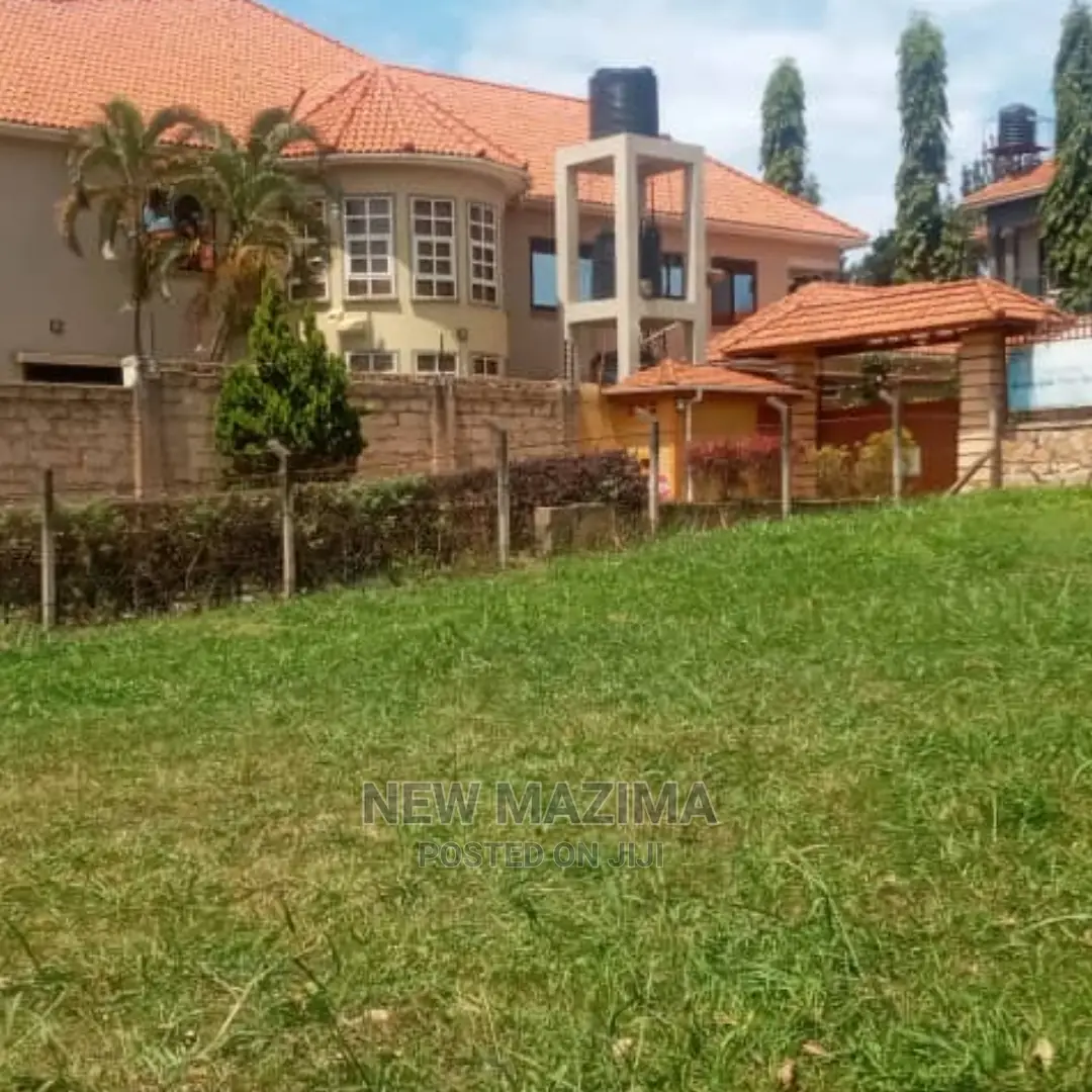 30 Decimals on Quicksale in Heart of Munyonyo Heights Titled