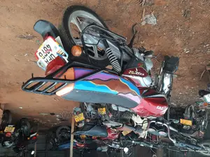 Suzuki V-Strom 2021 Red