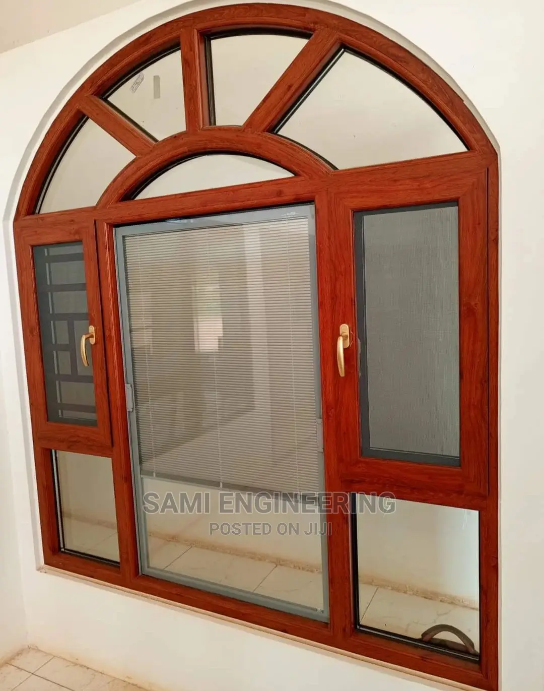 Arched Aluminum Window