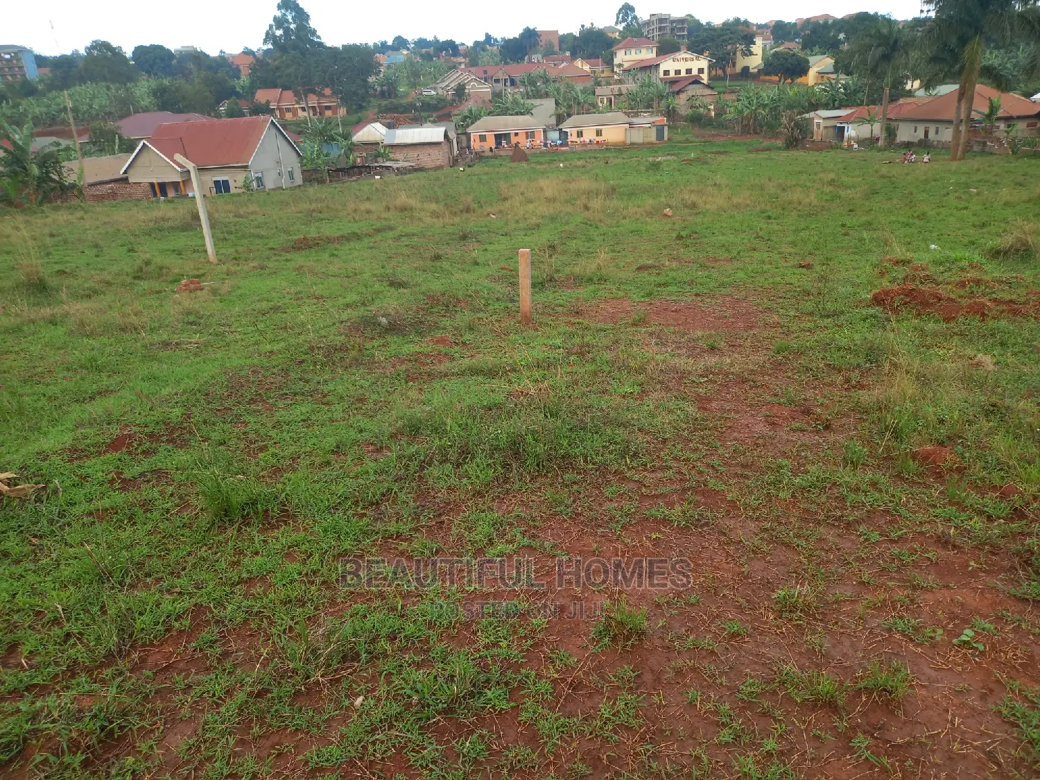 Kisaasi Stunning Plots Near Tarmack on Sell