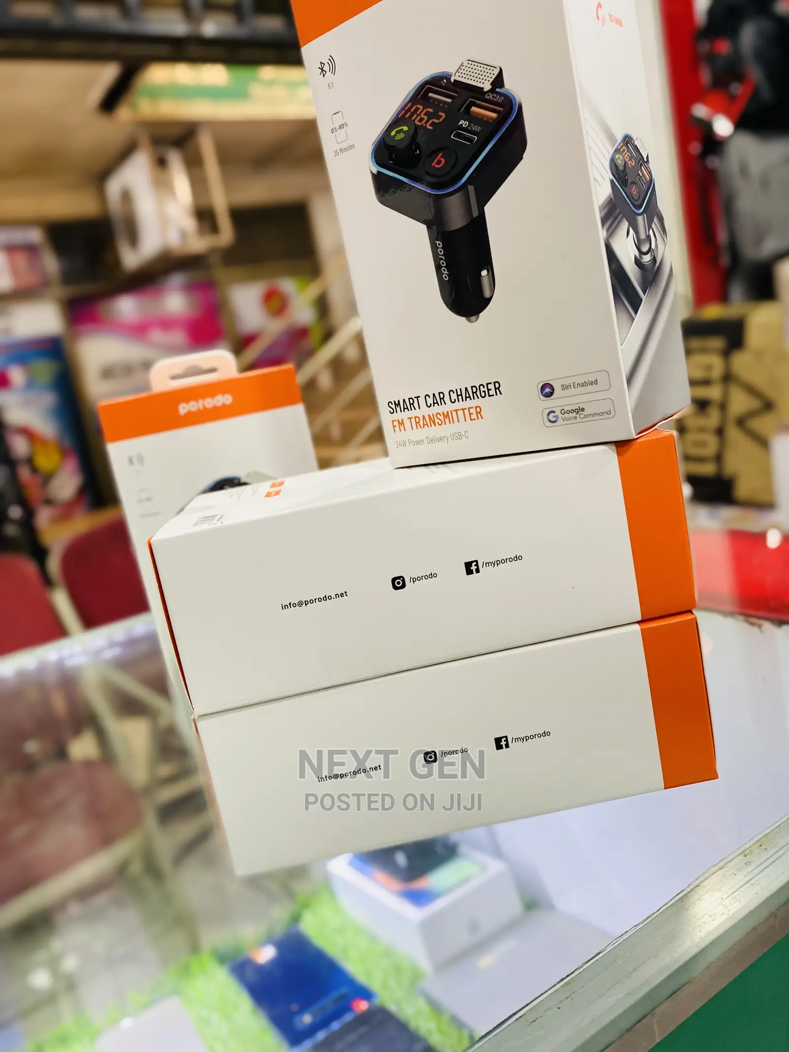 Porodo Car Transmitter With 24W Power Delivery Usb-c