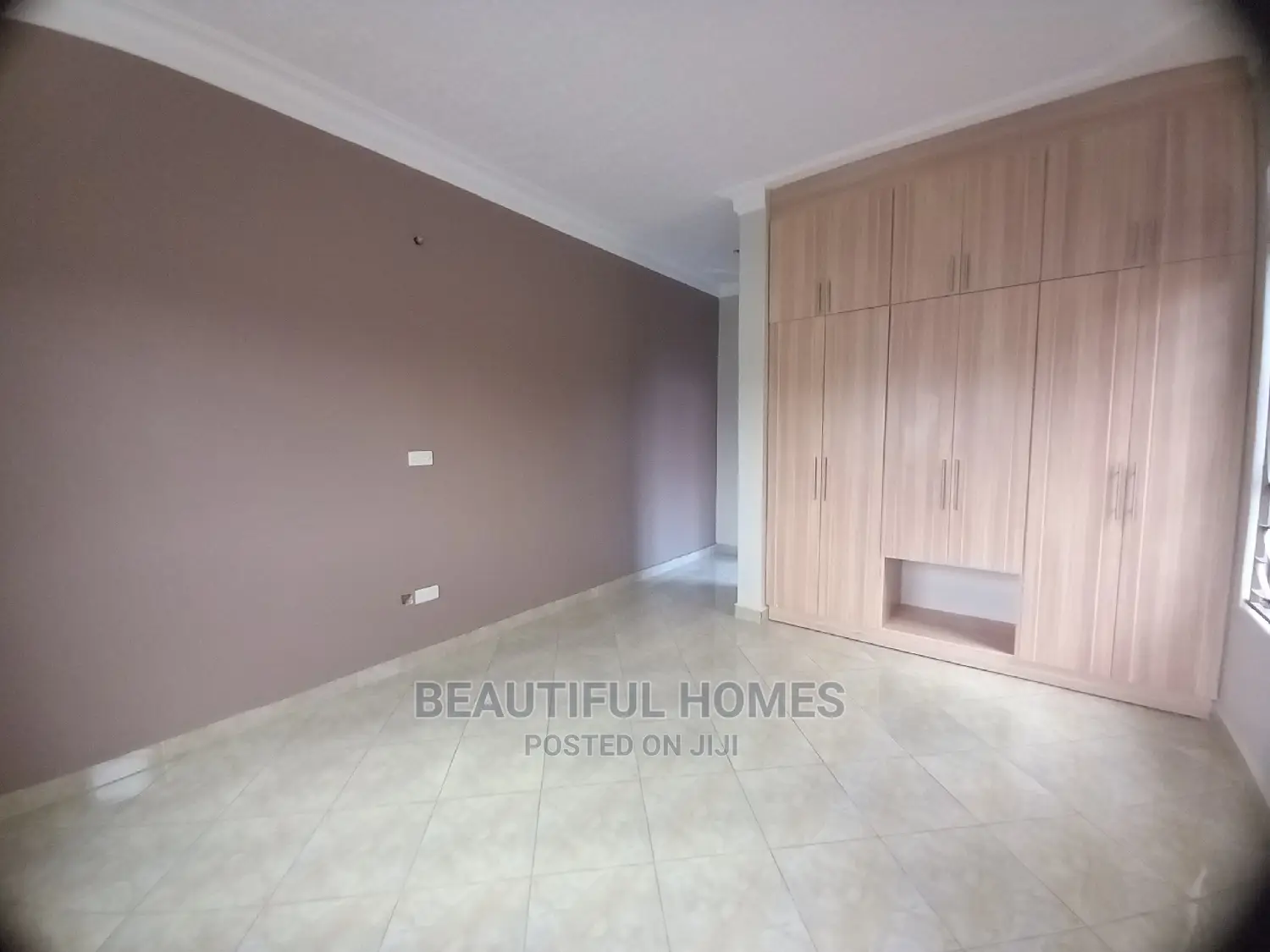 Furnished 4bdrm House in Kira for Sale