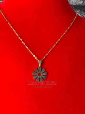Simple Lady Necklaces