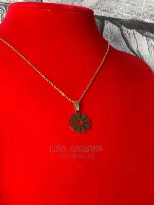 Simple Lady Necklaces
