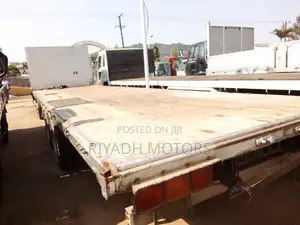 Fuso Low Bed