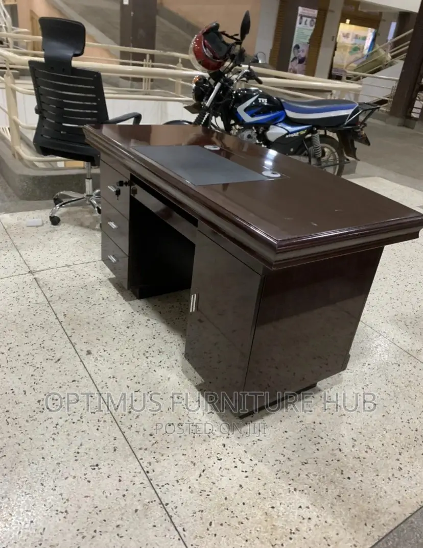 Executive Office Table (1.4meters)