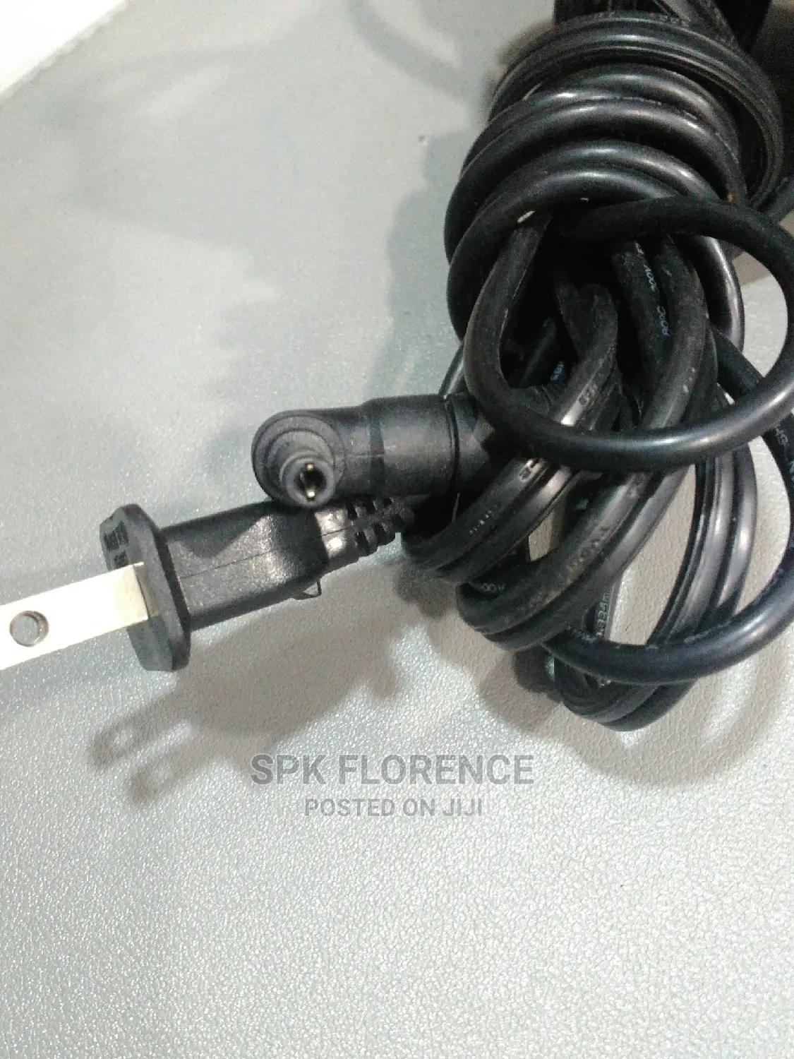 M Switching Mode Regulated Power Adapter
