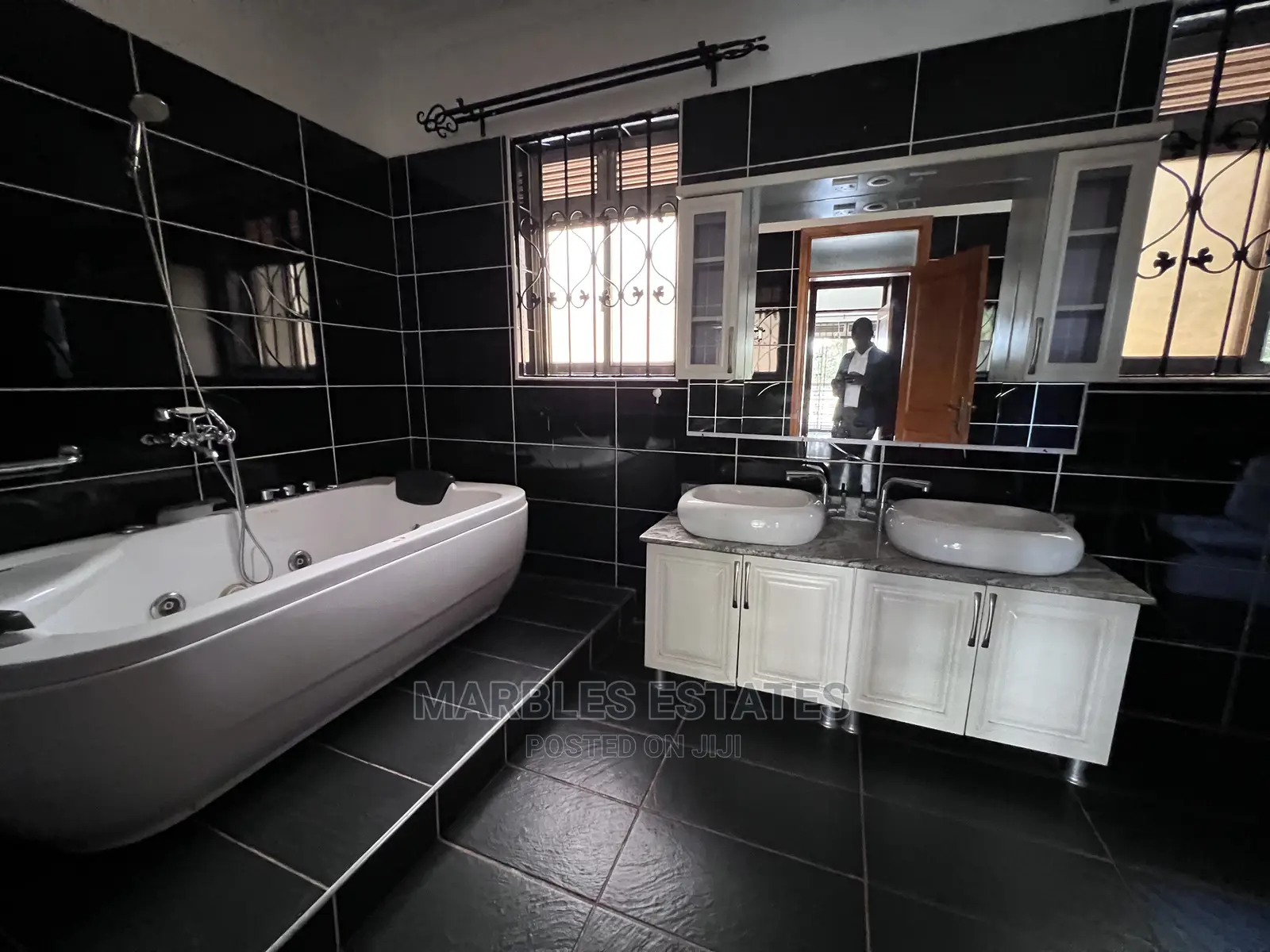 5bdrm House in Butabika, Central Division for Rent