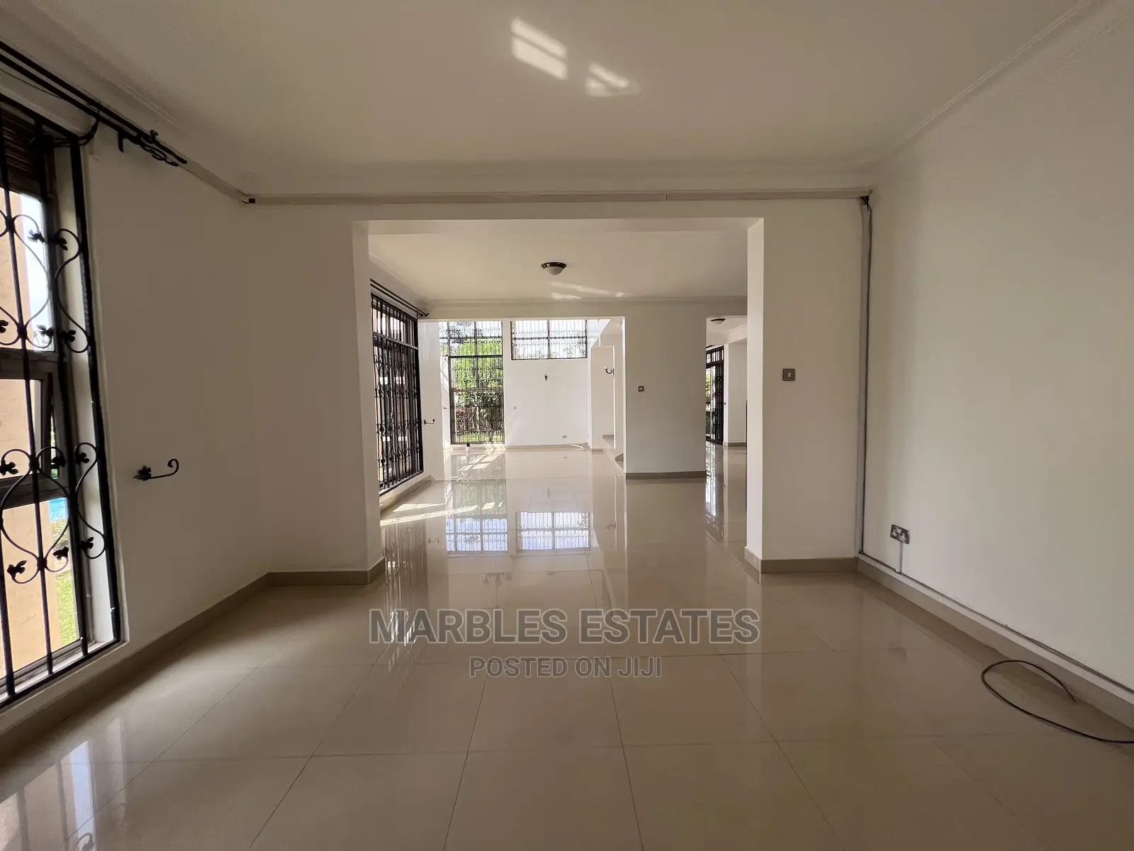 5bdrm House in Butabika, Central Division for Rent