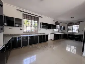 5bdrm House in Butabika, Central Division for Rent