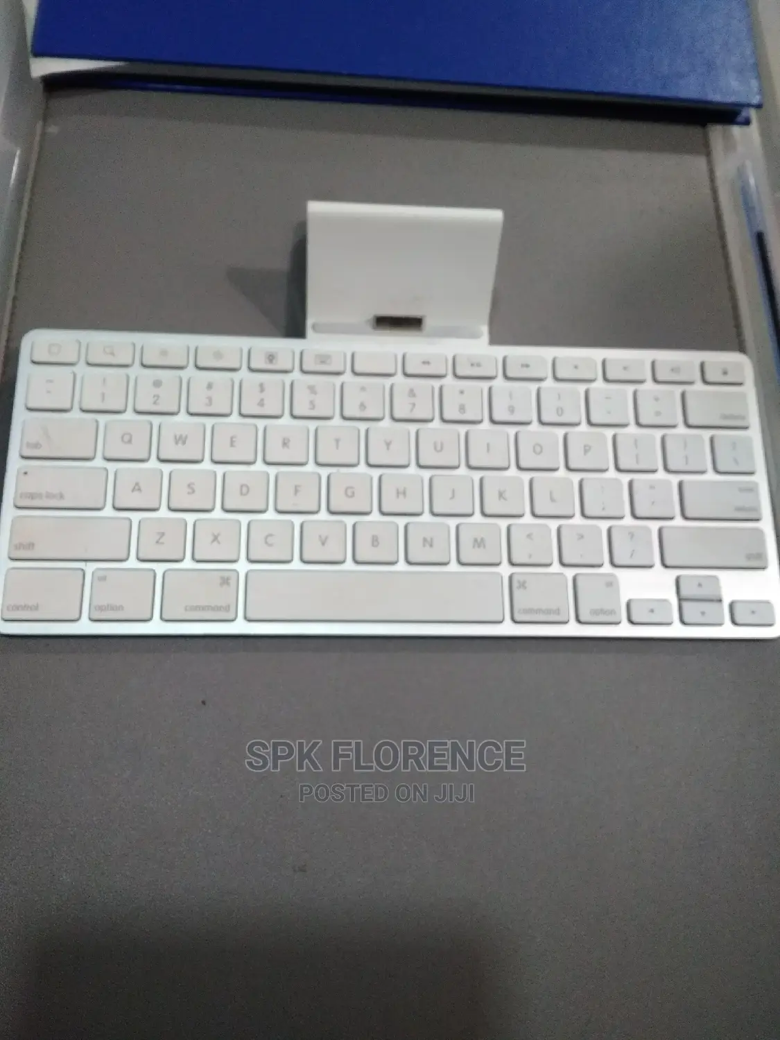 Apple Keyboard