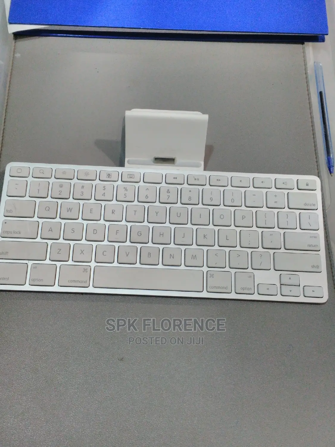 Apple Keyboard
