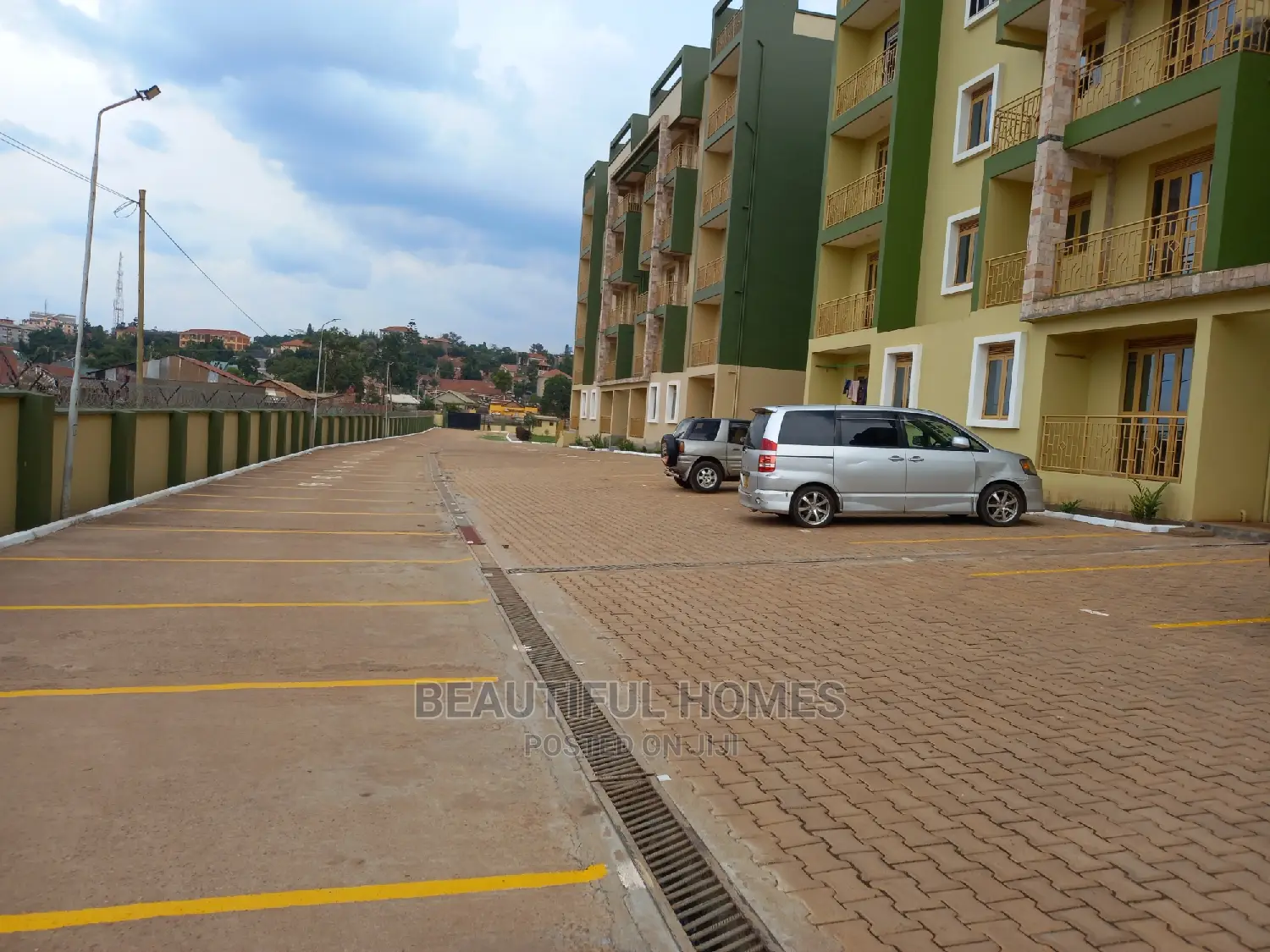 Furnished 2bdrm Condo in Bukoto, Central Division for Sale