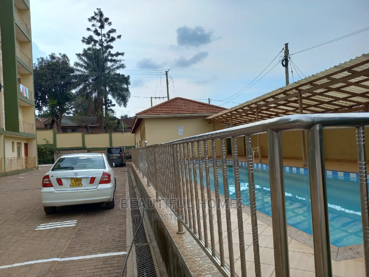 Furnished 2bdrm Condo in Bukoto, Central Division for Sale