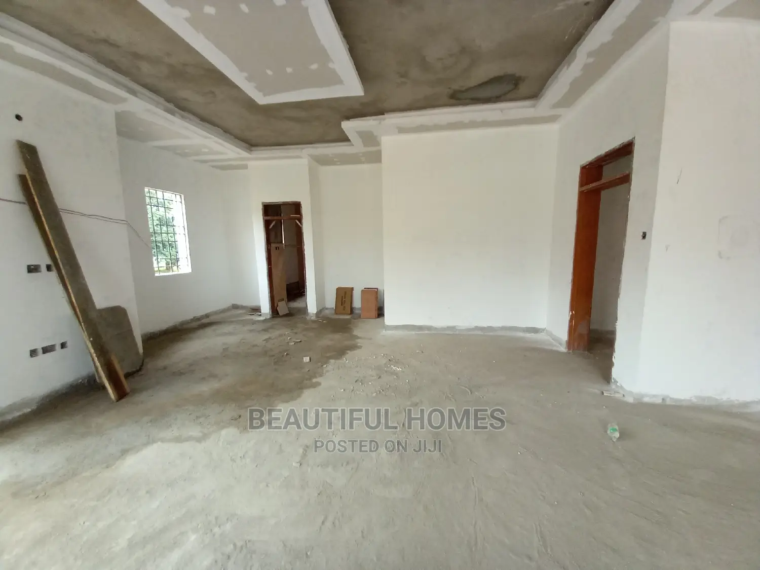 Furnished 6bdrm Mansion in Kisaasi Fancy, Central Division for Sale