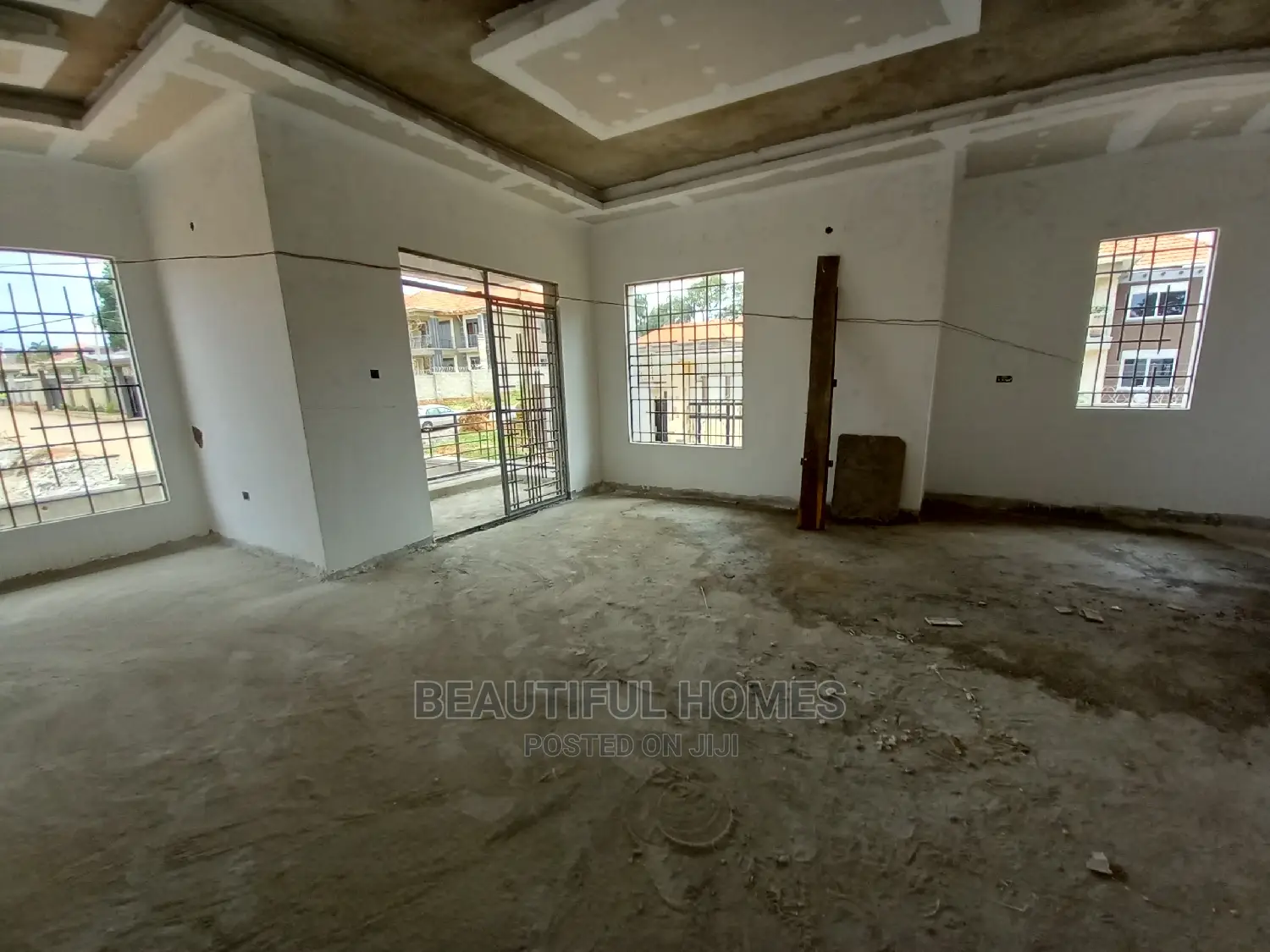 Furnished 6bdrm Mansion in Kisaasi, Central Division for Sale