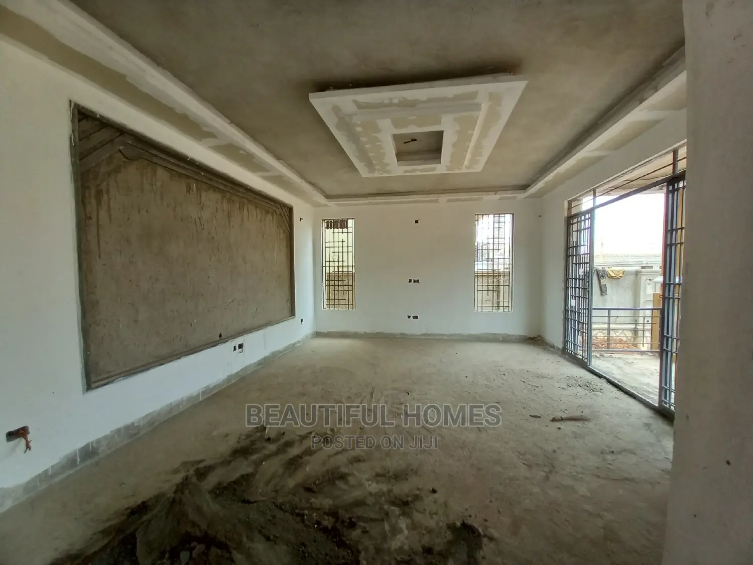 Furnished 6bdrm Mansion in Kisaasi, Central Division for Sale