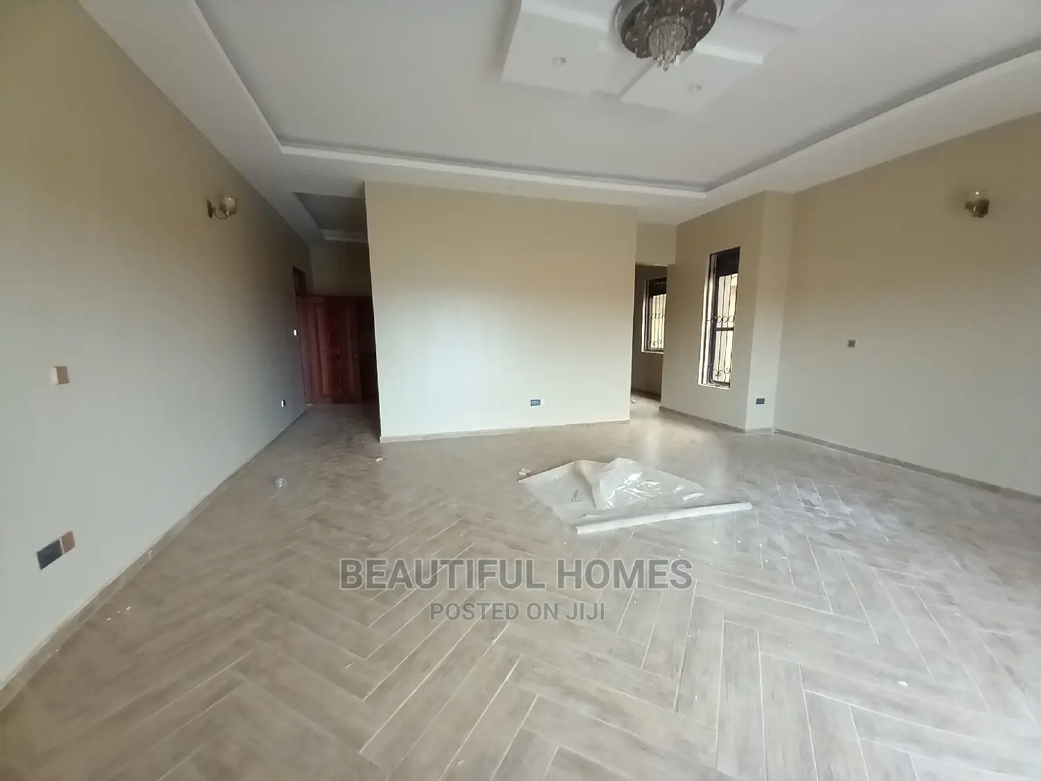 Furnished 6bdrm Mansion in Kisaasi Beauty, Central Division for Sale