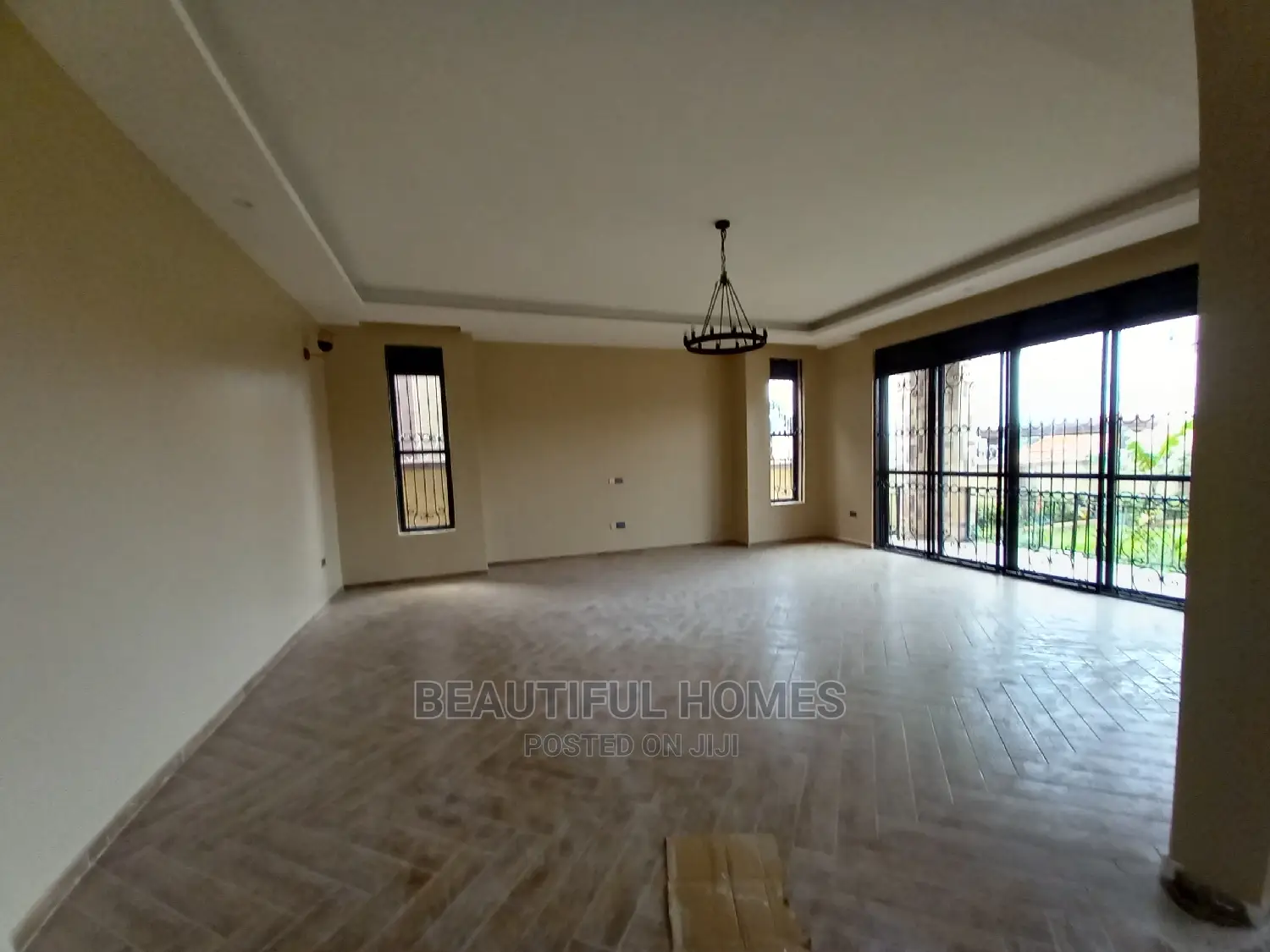 Furnished 6bdrm Mansion in Kisaasi High, Central Division for Sale