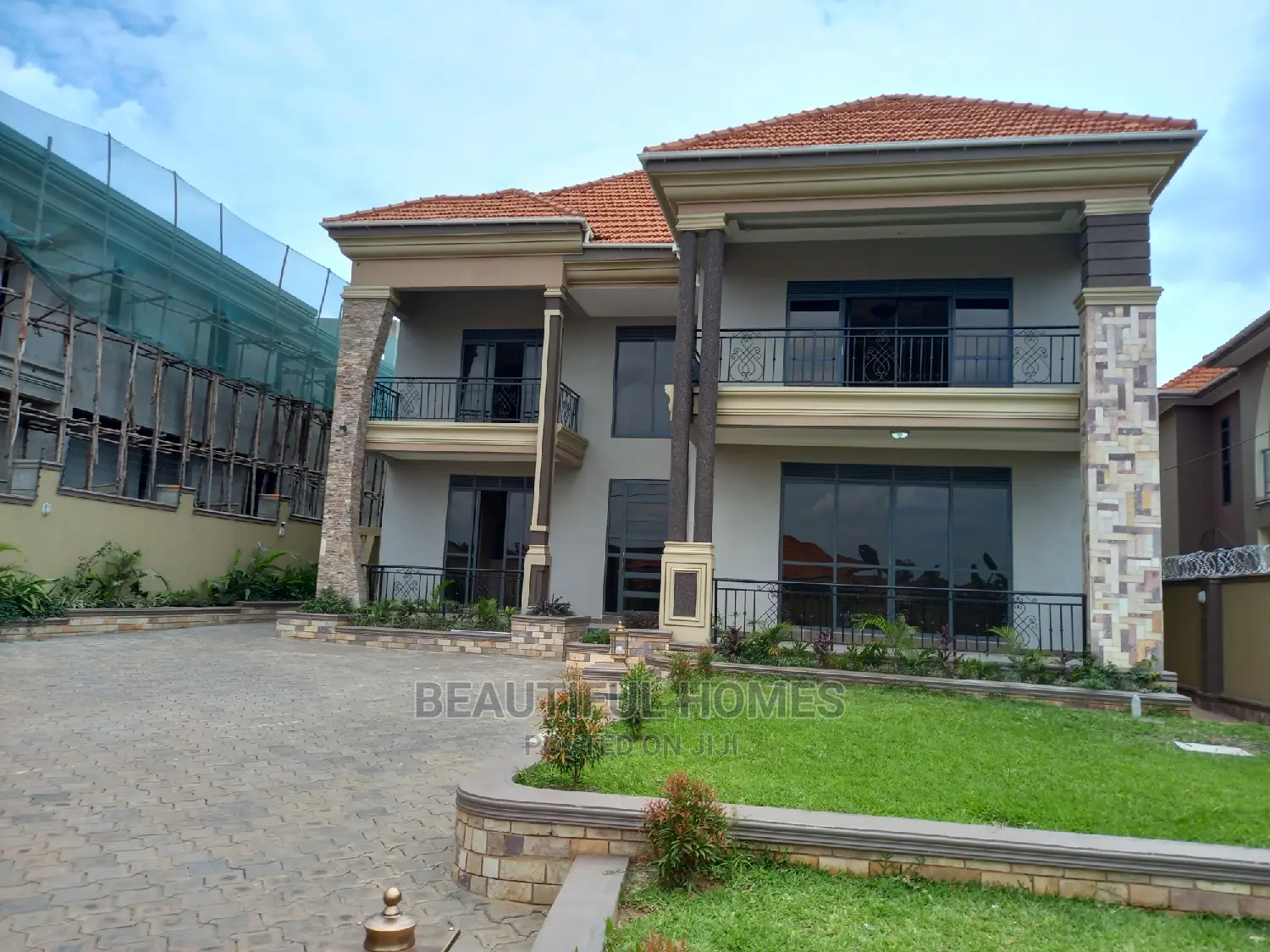 Furnished 6bdrm Mansion in Kisaasi Kings, Central Division for Sale