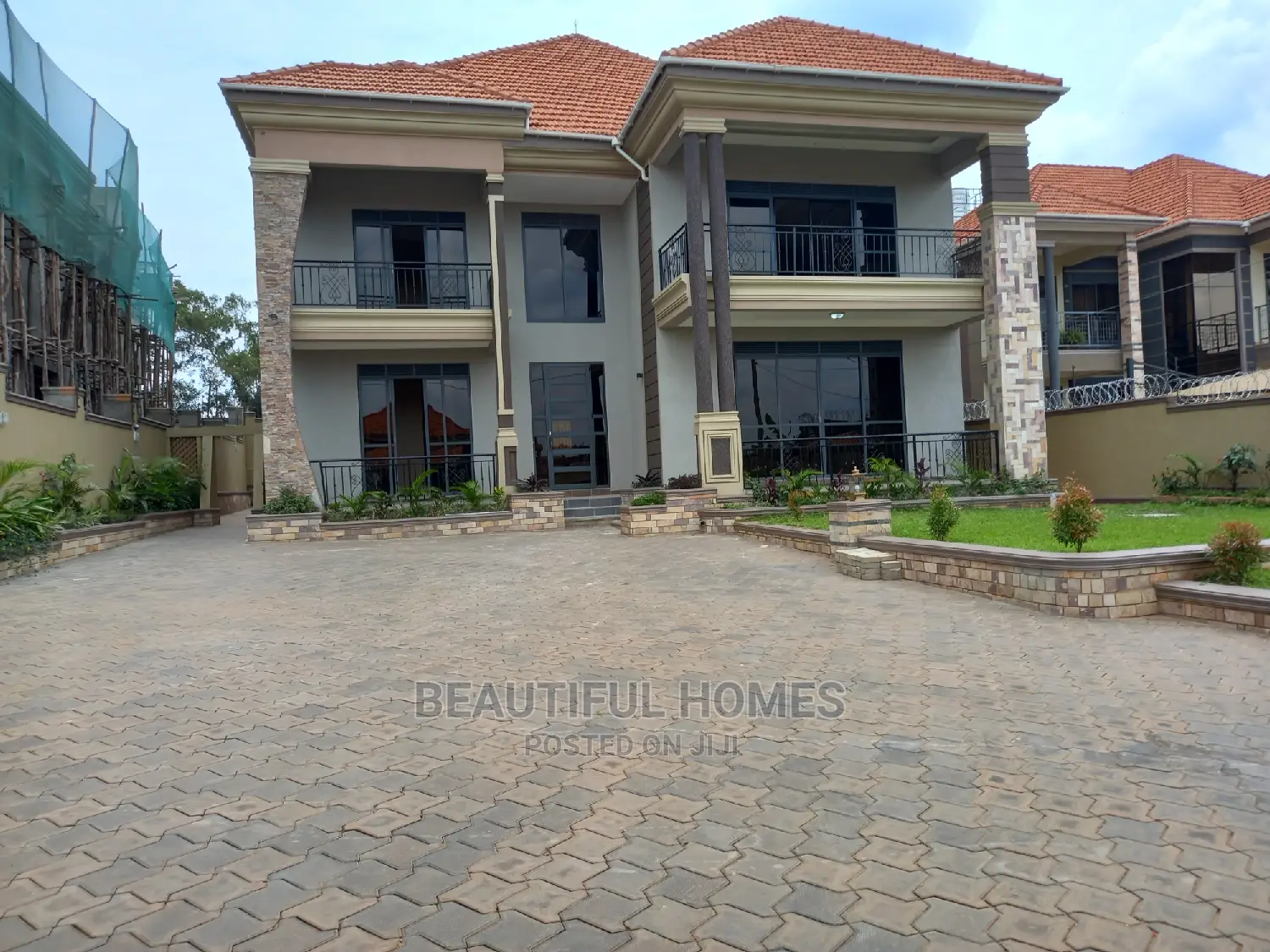 Furnished 6bdrm House in Kisaasi Corporate, Central Division for Sale