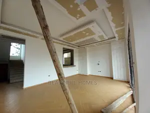 Furnished 6bdrm Mansion in Kisaasi Upscale, Central Division for Sale