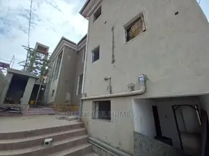 Furnished 6bdrm Mansion in Kisaasi Wealthy, Central Division for Sale