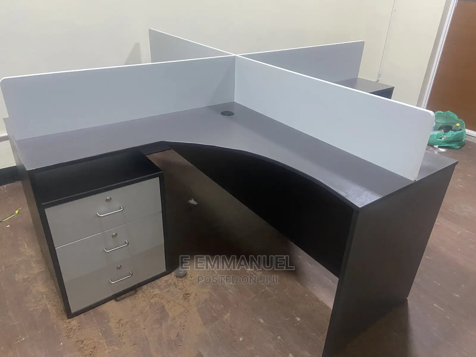 4seater Work Station